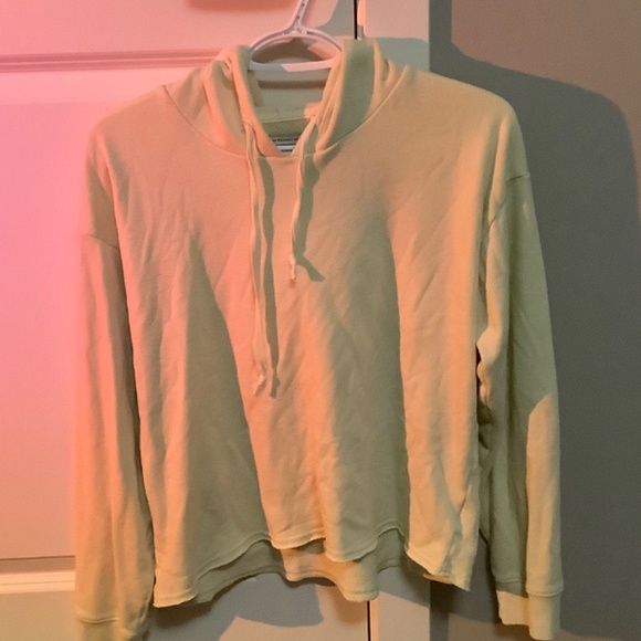 Yellow hoodie from American Eagle, size M - Picture 3 of 3